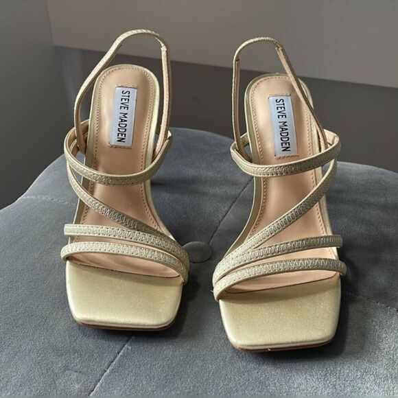 Steve Madden Newsflash Gold Leather Thin Strap Stiletto Open Toe Dress Sandals S - Picture 7 of 8